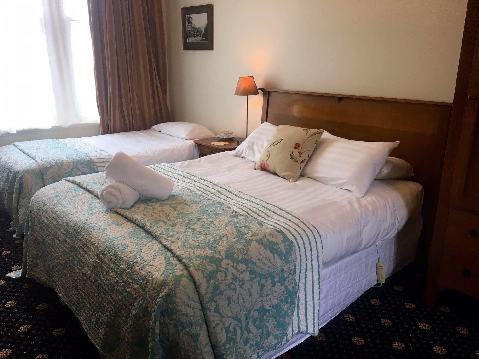 Highland House Boutique Hotel Dunedin Buitenkant foto