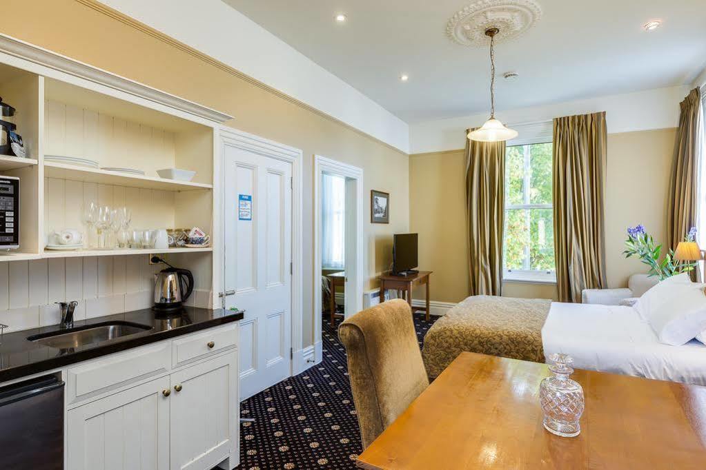 Highland House Boutique Hotel Dunedin Buitenkant foto